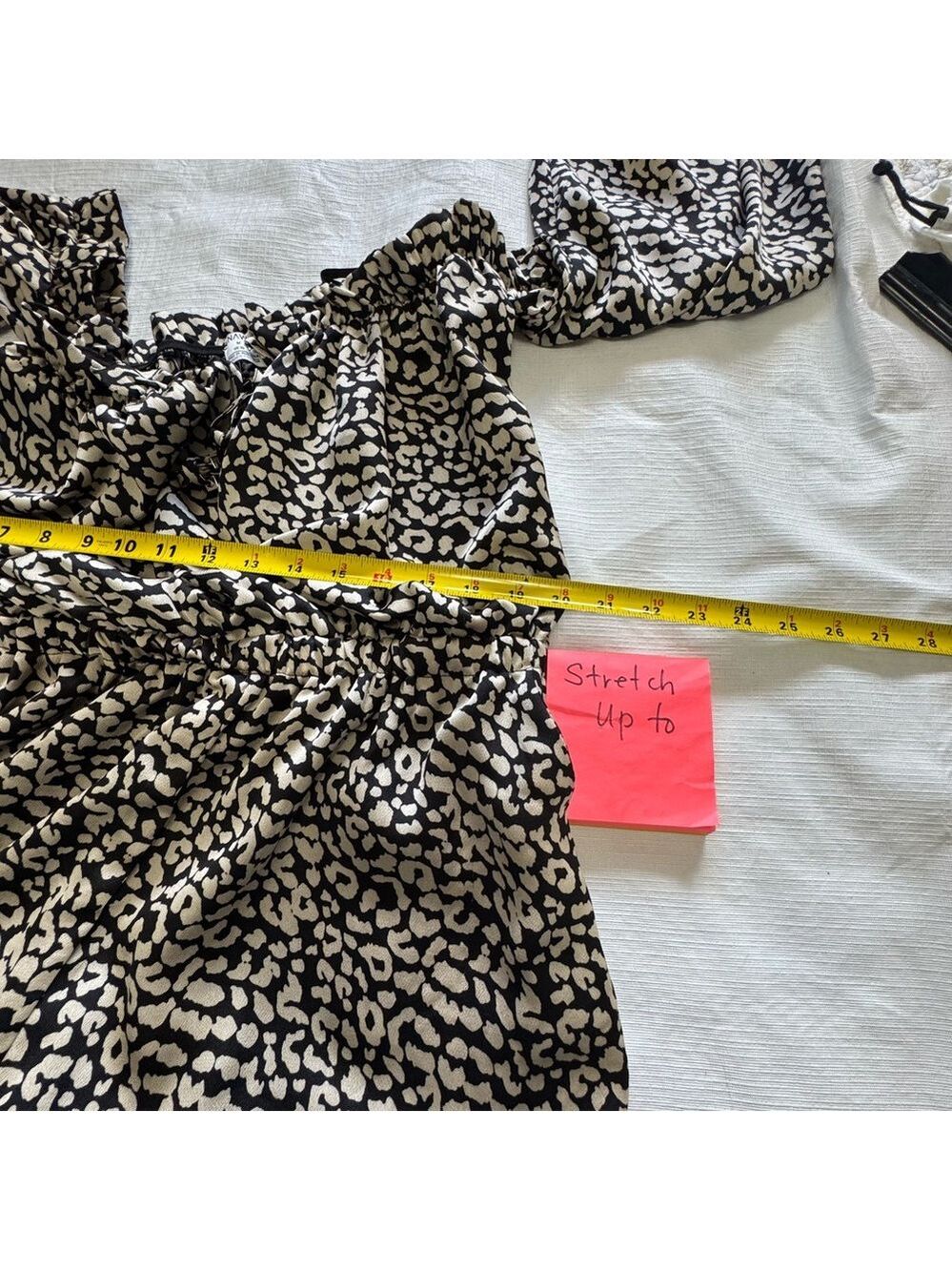 Away Black and White Patterned Jumpsuit off shoulder size Medium - Picture 12 of 13